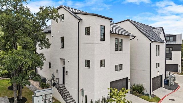 1719 Spyglass DR 17, Austin, TX 78746