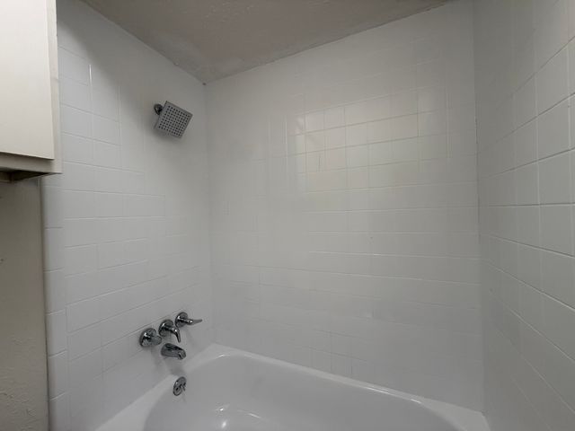 9016 Greenmound Avenue, Dallas, TX 75227