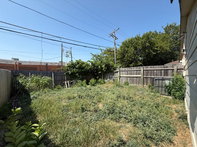 9016 Greenmound Avenue, Dallas, TX 75227