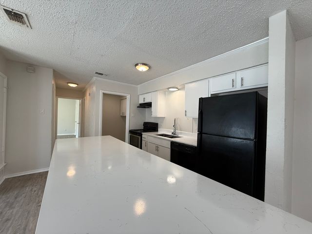 9016 Greenmound Avenue, Dallas, TX 75227