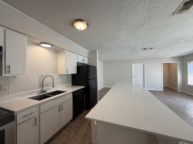 9016 Greenmound Avenue, Dallas, TX 75227
