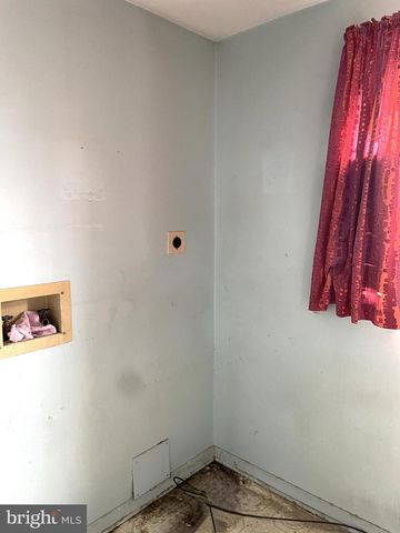 1009 SOMERSET ST, Baltimore, MD 21202