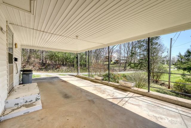 222 Vellenorth Road, Blue Ridge, GA 30513