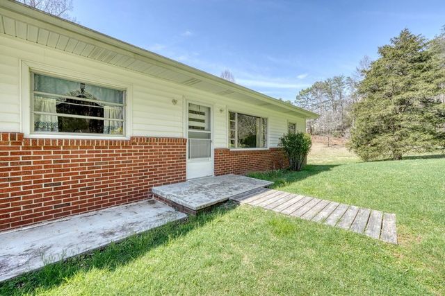 222 Vellenorth Road, Blue Ridge, GA 30513