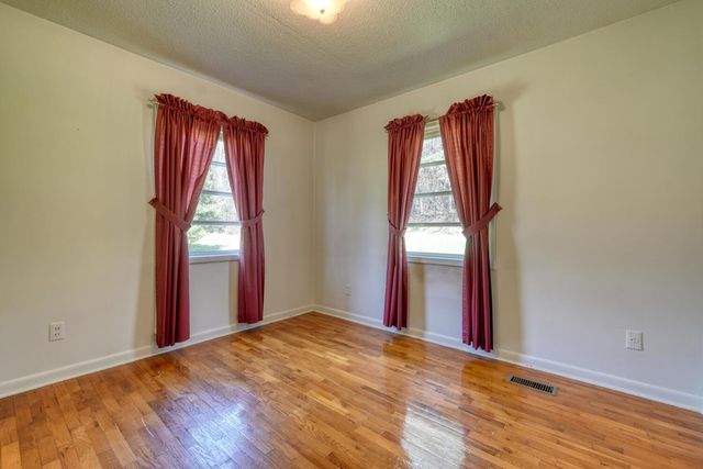 222 Vellenorth Road, Blue Ridge, GA 30513