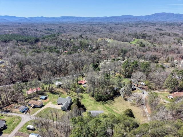 222 Vellenorth Road, Blue Ridge, GA 30513