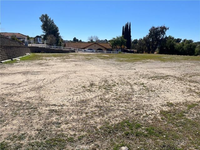 30580 Del Rey Rd, Temecula, CA 92591
