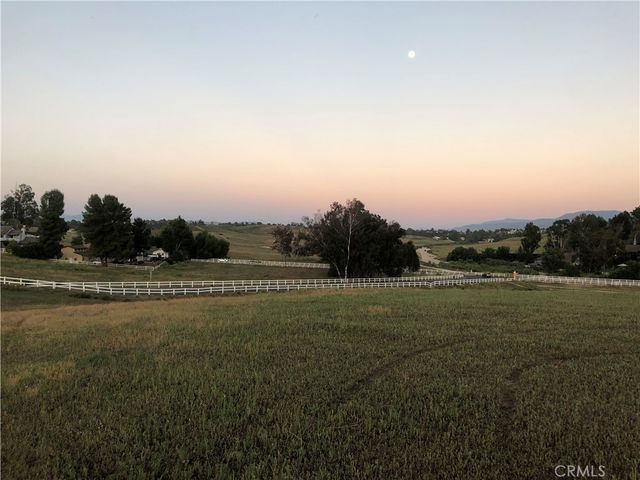 30580 Del Rey Rd, Temecula, CA 92591