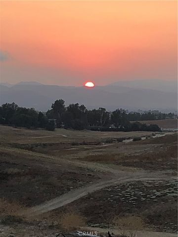 30580 Del Rey Rd, Temecula, CA 92591