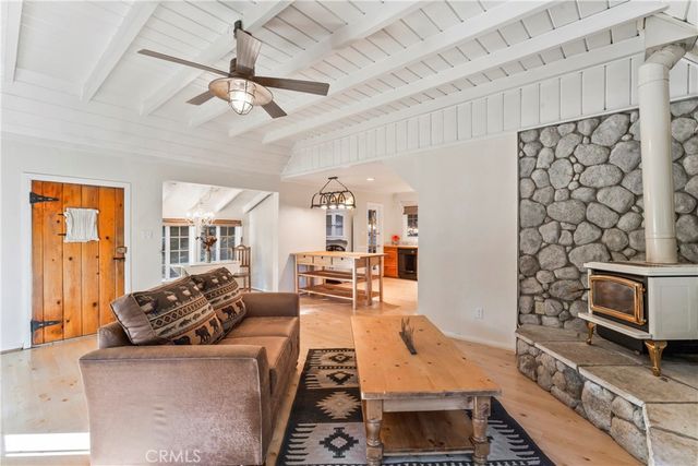 784 Sierra Vista, Twin Peaks, CA 92391