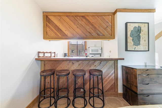 5096 Gold Bend, Truckee, CA 96161