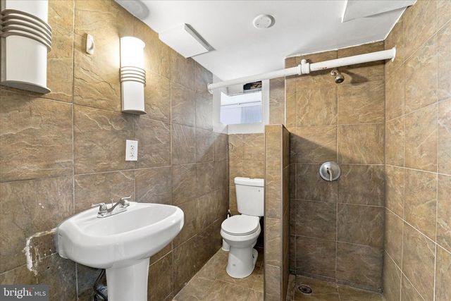 217 W JOHNSON HWY, East Norriton, PA 19401