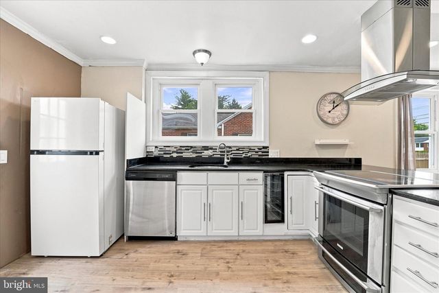 217 W JOHNSON HWY, East Norriton, PA 19401