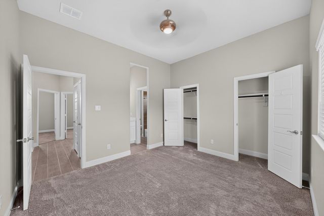 690 Serenity Lane, Red Oak, TX 75154