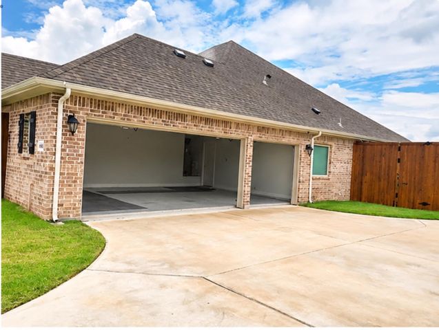 690 Serenity Lane, Red Oak, TX 75154