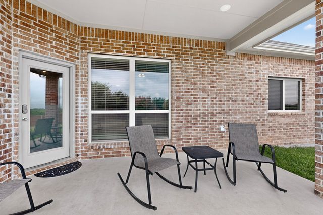 690 Serenity Lane, Red Oak, TX 75154