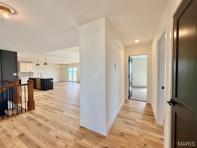 221 George Bush Boulevard, Troy, IL 62294