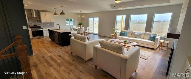 221 George Bush Boulevard, Troy, IL 62294