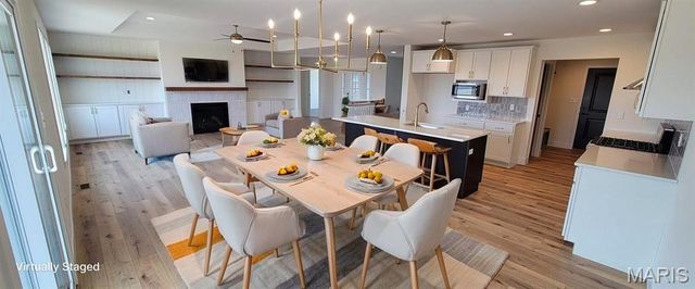 221 George Bush Boulevard, Troy, IL 62294