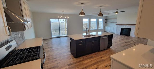 221 George Bush Boulevard, Troy, IL 62294