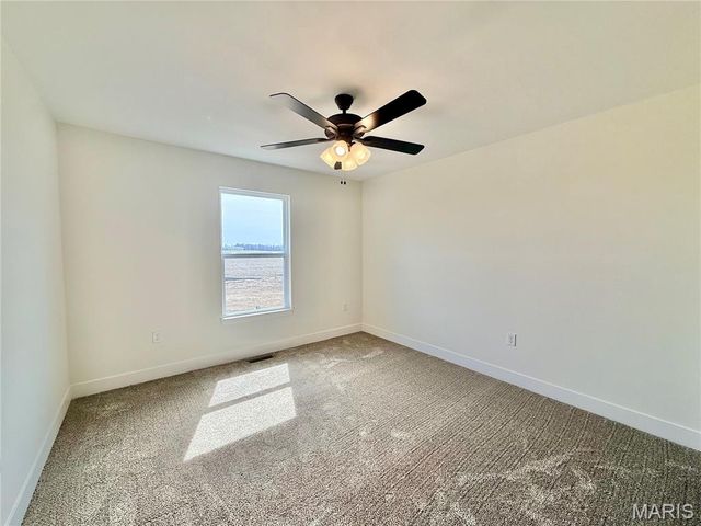 221 George Bush Boulevard, Troy, IL 62294