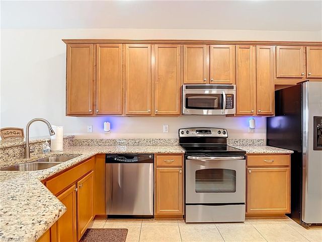 20540 Chestnut Ridge DR, North Fort Myers, FL 33917