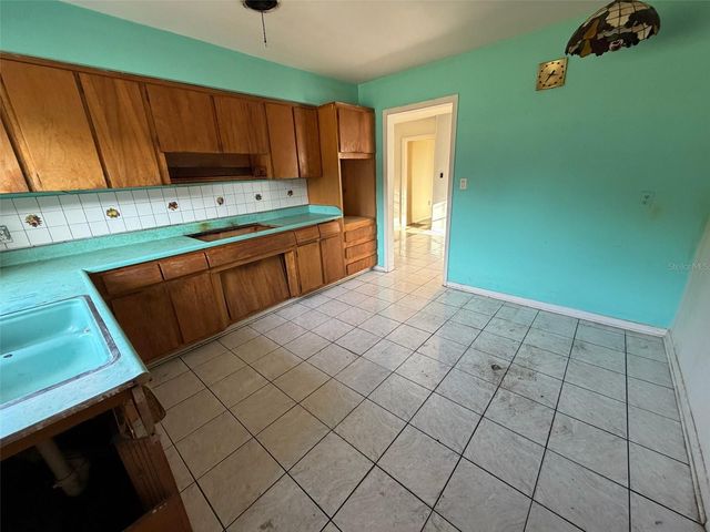 1808 SARAZEN DRIVE, Orlando, FL 32808