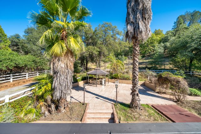 19707 Copper Canyon Road, Redding, CA 96003