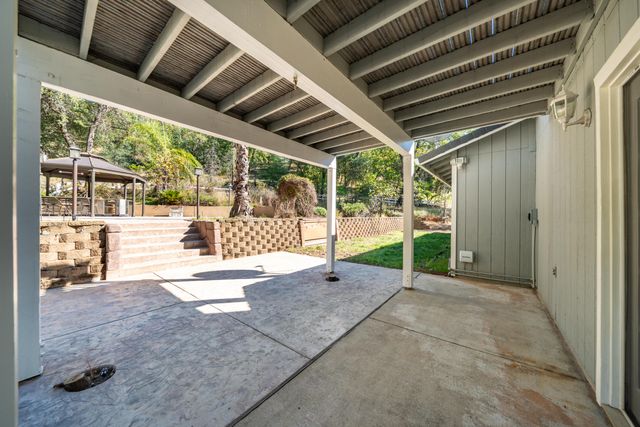 19707 Copper Canyon Road, Redding, CA 96003