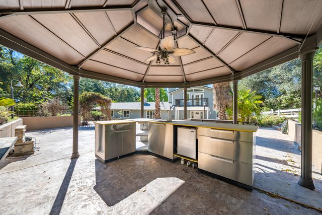 19707 Copper Canyon Road, Redding, CA 96003