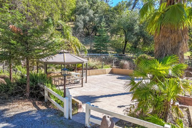 19707 Copper Canyon Road, Redding, CA 96003