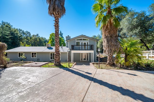 19707 Copper Canyon Road, Redding, CA 96003