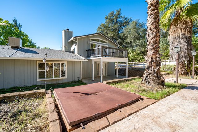 19707 Copper Canyon Road, Redding, CA 96003
