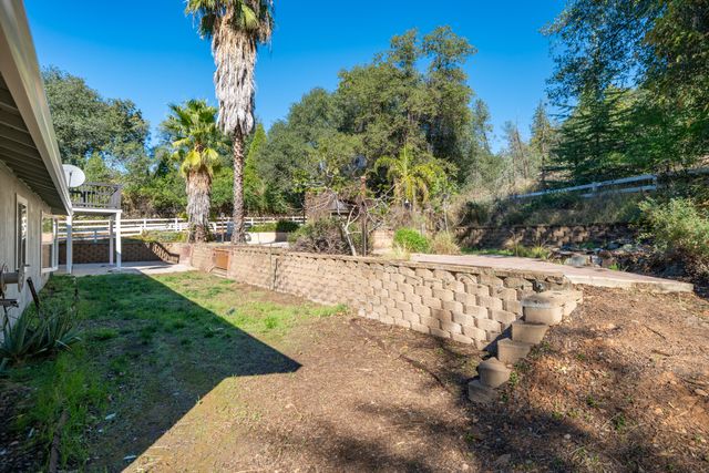 19707 Copper Canyon Road, Redding, CA 96003