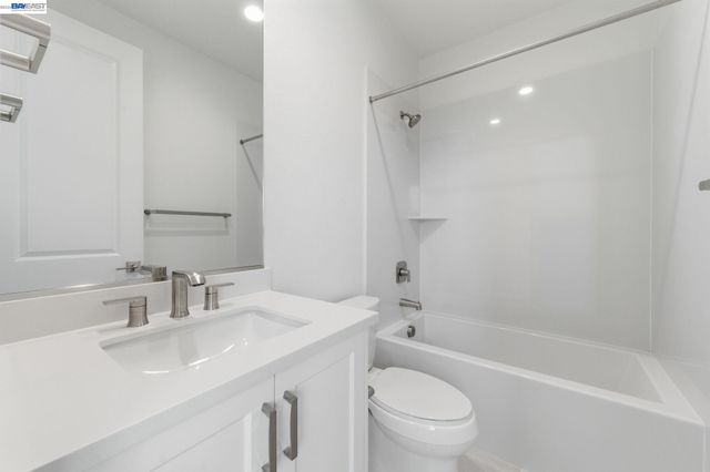 1935 Ingalls Way, Dublin, CA 94568