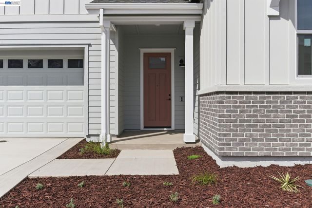 1935 Ingalls Way, Dublin, CA 94568