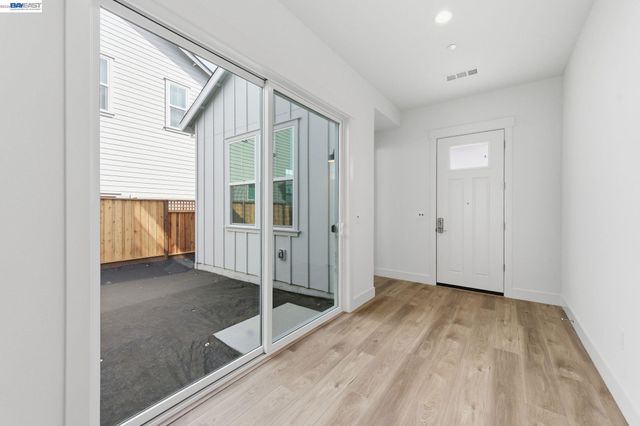 1935 Ingalls Way, Dublin, CA 94568