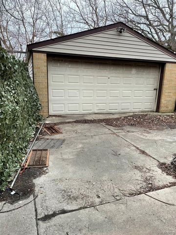 19953 Hull Street, Highland Park, MI 48203