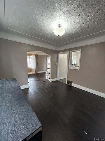 19953 Hull Street, Highland Park, MI 48203