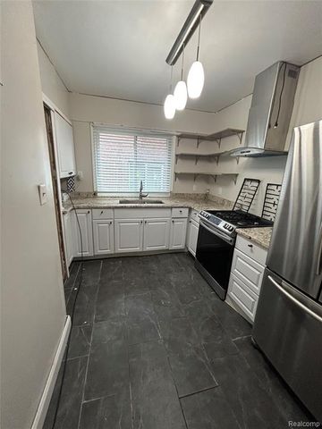 19953 Hull Street, Highland Park, MI 48203