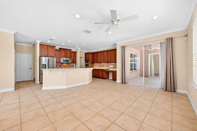 825 PARKSIDE POINTE BOULEVARD, Apopka, FL 32712