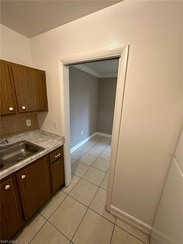 1830 Maravilla AVE 210, Fort Myers, FL 33901