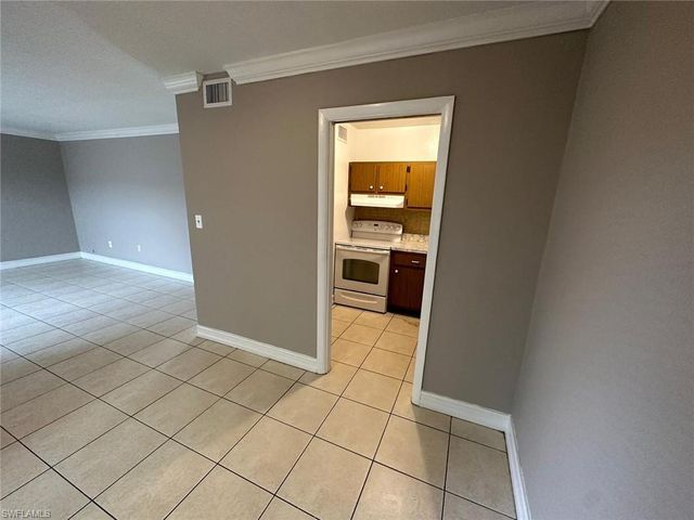1830 Maravilla AVE 210, Fort Myers, FL 33901