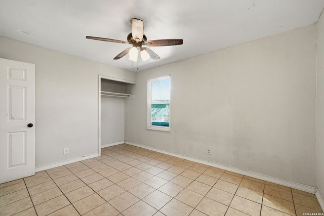 106 Wayfarer, San Antonio, TX 78242