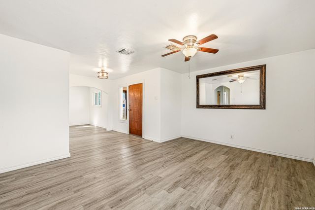 106 Wayfarer, San Antonio, TX 78242