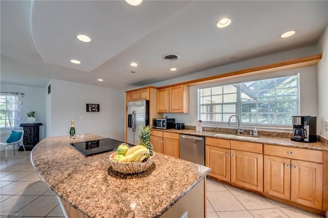 5359 Majestic CT, Cape Coral, FL 33904