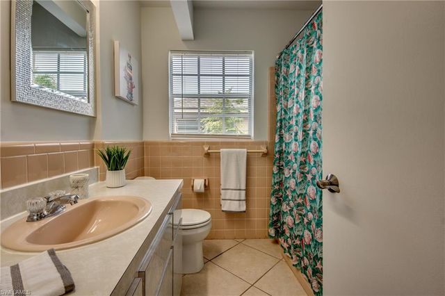 5359 Majestic CT, Cape Coral, FL 33904
