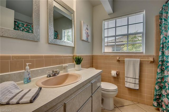 5359 Majestic CT, Cape Coral, FL 33904