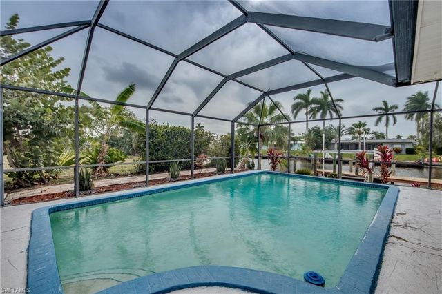 5359 Majestic CT, Cape Coral, FL 33904