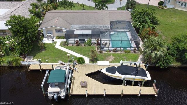 5359 Majestic CT, Cape Coral, FL 33904